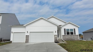 8515 S 184th Ave, Omaha, NE 68136