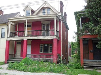 921 N St Clair, Highland Park, PA 15456
