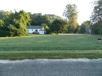 000 Riverview Dr, Heathsville, VA 22473