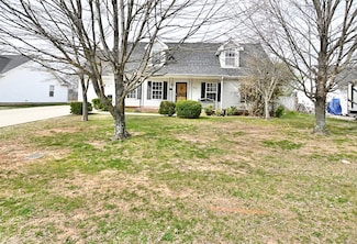 1712 Azure Way, Murfreesboro, TN 37128