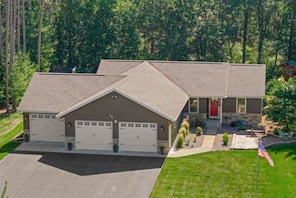 5211 Prairie Ridge Dr, Wisconsin Rapids, WI 54494