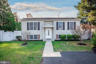 8252 Glen Ct, Jessup, MD 20794