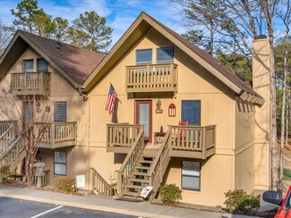 900 Captains Cove Ct Unit 2, Salem, SC 29676