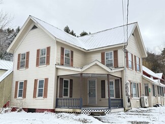 84 Mansfield Ave, Cambridge, VT 05444
