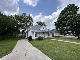 510 W 3rd St N, Morristown, TN 37814