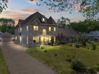 23 S Elm St, Palatine, IL 60067
