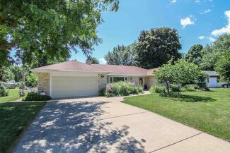 109 State St, Deerfield, WI 53531
