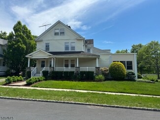 12 Peapack Rd, Far Hills, NJ 07931