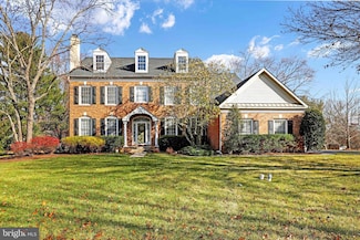 1612 Thistlewood Dr, Washington Crossing, PA 18977