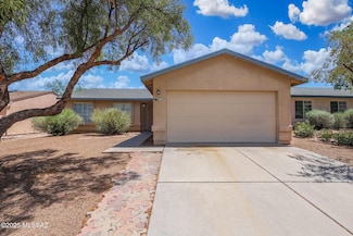 8797 E Eagle Creek Dr, Tucson, AZ 85730