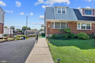 1442 Conway Dr, Swarthmore, PA 19081