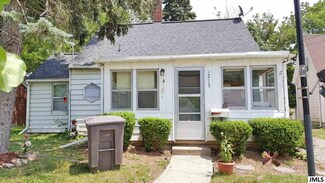 1215 Lansing Ave, Jackson, MI 49202