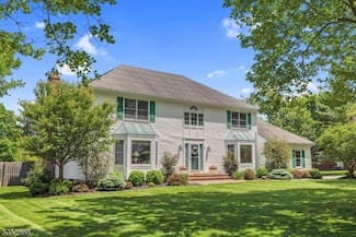 3 Wellington Dr, Long Valley, NJ 07853