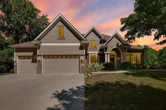 200 Bederwood Dr, Long Lake, MN 55356