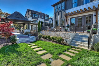 2208 Nolen Ridge Ave, Charlotte, NC 28209