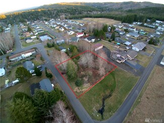 715 Stanford Dr, Aberdeen, WA 98520