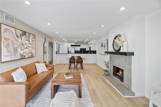 1940 N Highland Ave Unit 2, Los Angeles, CA 90068