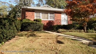 545 Steuben St, Staten Island, NY 10305