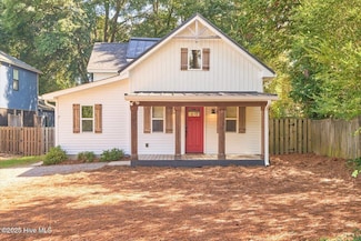 415 W Vermont Ave, Southern Pines, NC 28387