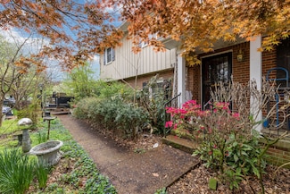 6543 Upton Ln, Nashville, TN 37209