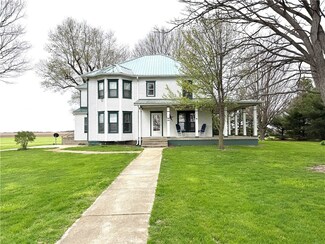 20542 Clinton Rd, Paris, IL 61944