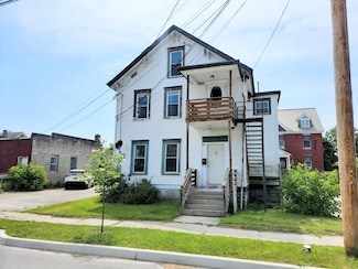 33 Summer St, Rutland, VT 05701