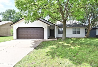 1404 N Cypress Ave, Broken Arrow, OK 74012