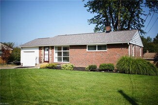 715 40th St NW, Canton, OH 44709
