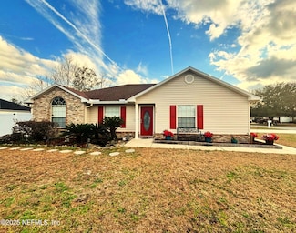 676 Fox Run Cir, MacClenny, FL 32063