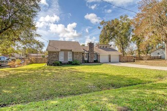 1334 Old Fort Rd, Moncks Corner, SC 29461