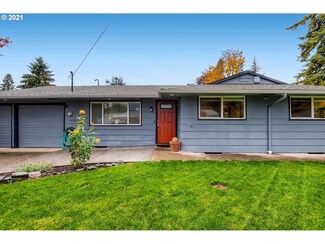 15123 SE Greenview Dr, Milwaukie, OR 97267