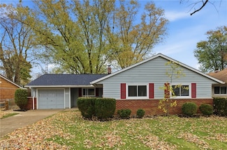 2820 Hinde Ave, Sandusky, OH 44870