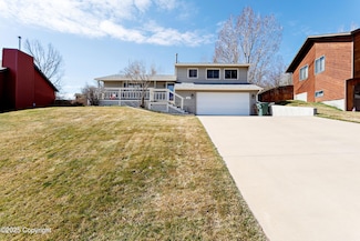 1014 Pioneer Ave, Gillette, WY 82718