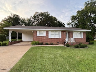 167 2nd Ave SW, Vernon, AL 35592