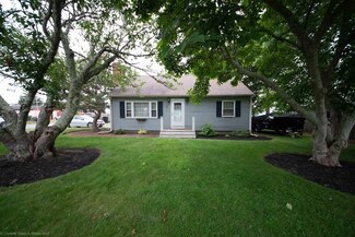 6 Torrington Rd, Fairhaven, MA 02719