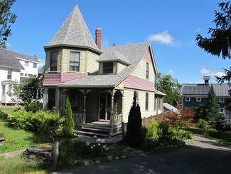 38 Union St, Belfast, ME 04915