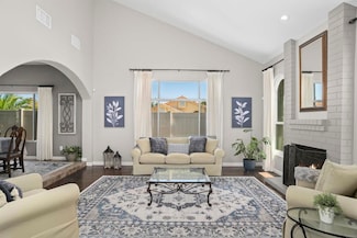 1990 Willowbrook Dr, Oceanside, CA 92056