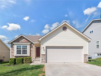 14324 Overhill Ave, Grand View, MO 64030
