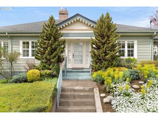 4809 NE Hancock St, Portland, OR 97213