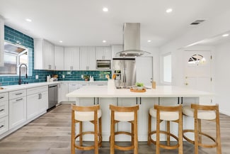 2560 Monroe St, Santa Clara, CA 95051