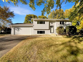5560 55th Cir NE, Albertville, MN 55301