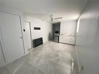 624 Westward Dr, Miami Springs, FL 33166