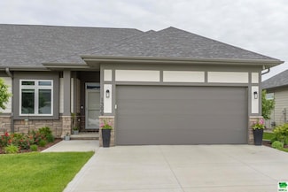 1399 Belmont Park Ave, North Sioux City, SD 57049