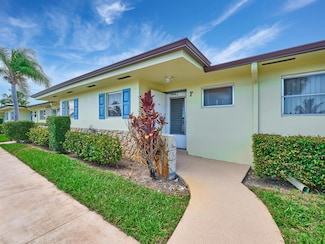 2804 Crosley Dr E Unit F, West Palm Beach, FL 33415