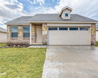 305 Dry Canyon Way, Haslet, TX 76052