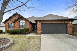 4530 S Shady Lane Ct, Springfield, MO 65810