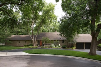 9804 Ensley Ln, Leawood, KS 66206