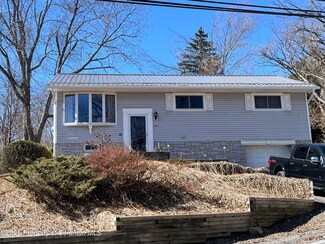 501 Newton Rd, Scranton, PA 18504