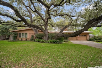 2938 Chisolm Trail, San Antonio, TX 78217