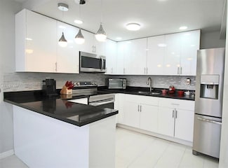 3865 W 9th Ave Unit 35, Hialeah, FL 33012